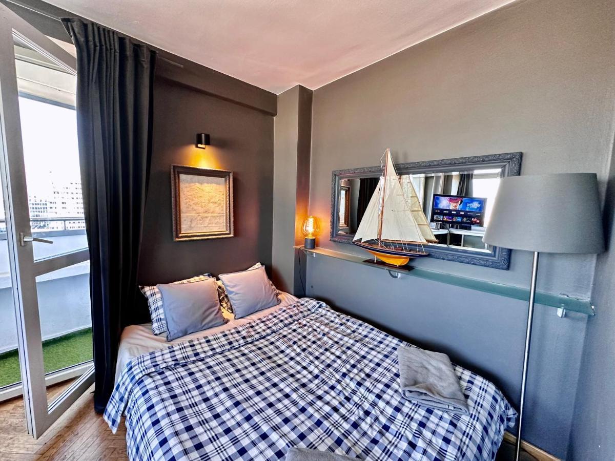 Super Apartament Grey Centrum 2X Metro Fast Wifi 300 Mbs Netflix Appletv Smarttv Spotify Panorama Miasta Warsawa Bagian luar foto